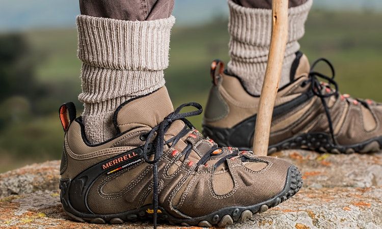 Hiking boots – How to choose the right one