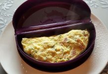 how to use an omelette maker