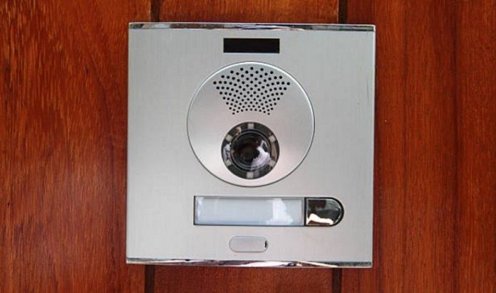 advantages of wired doorbell